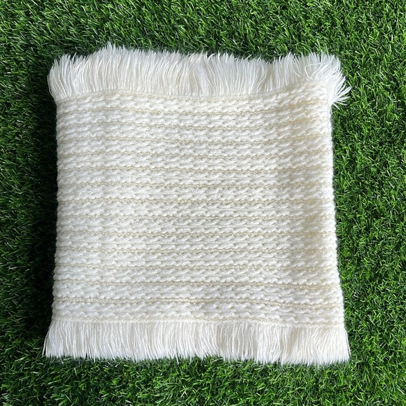 FAIRWEATHER Ivory & Gold Infinity Scarf - Picture 4 of 4